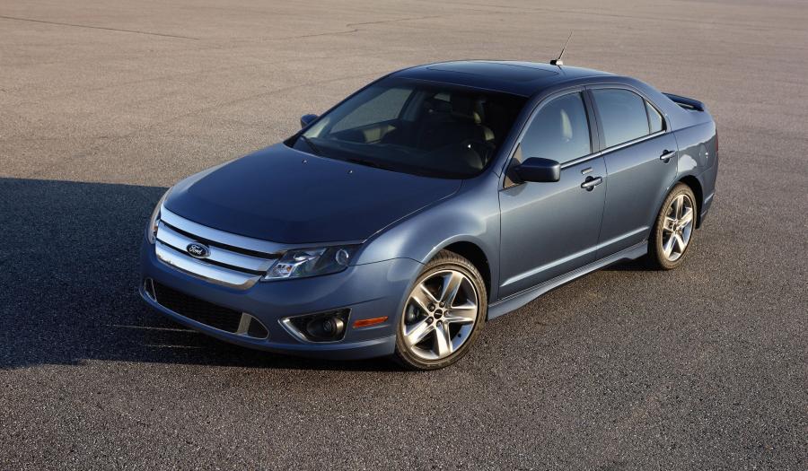  Ford Fusion 2010 года  (фото 3 из 28)